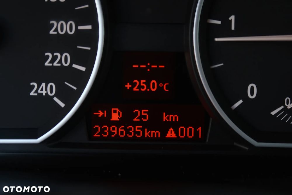 BMW Seria 1 118d - 19