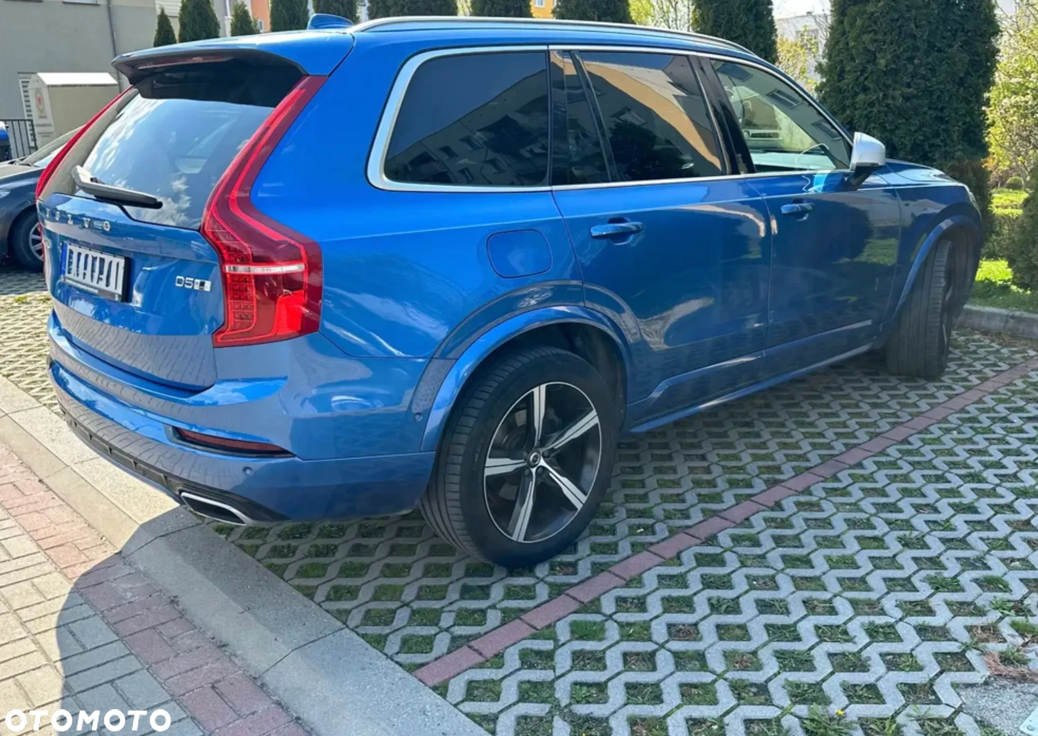 Volvo XC 90 D5 AWD R-Design - 3