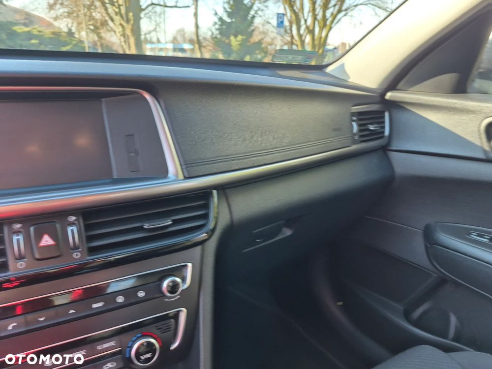 Kia Optima 1.7 CRDI M - 11