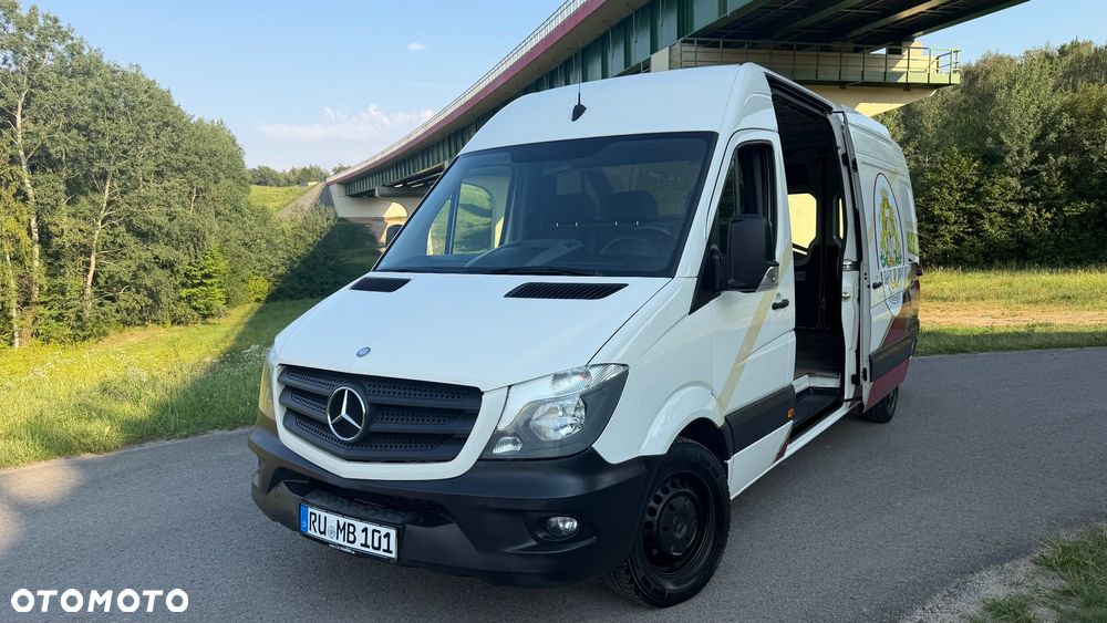 Mercedes-Benz Sprinter - 10
