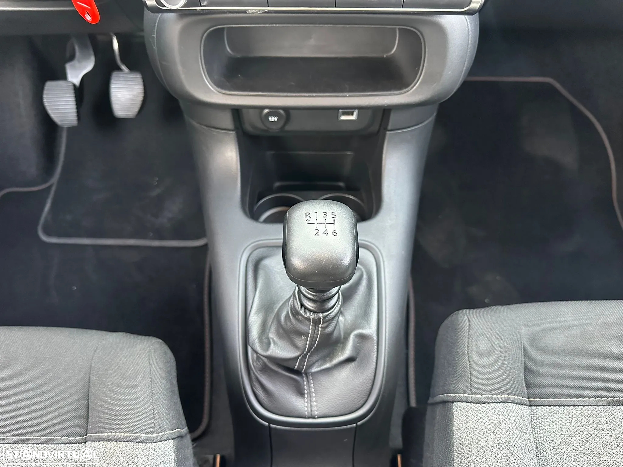 Citroën C3 1.2 PureTech C-Series - 31