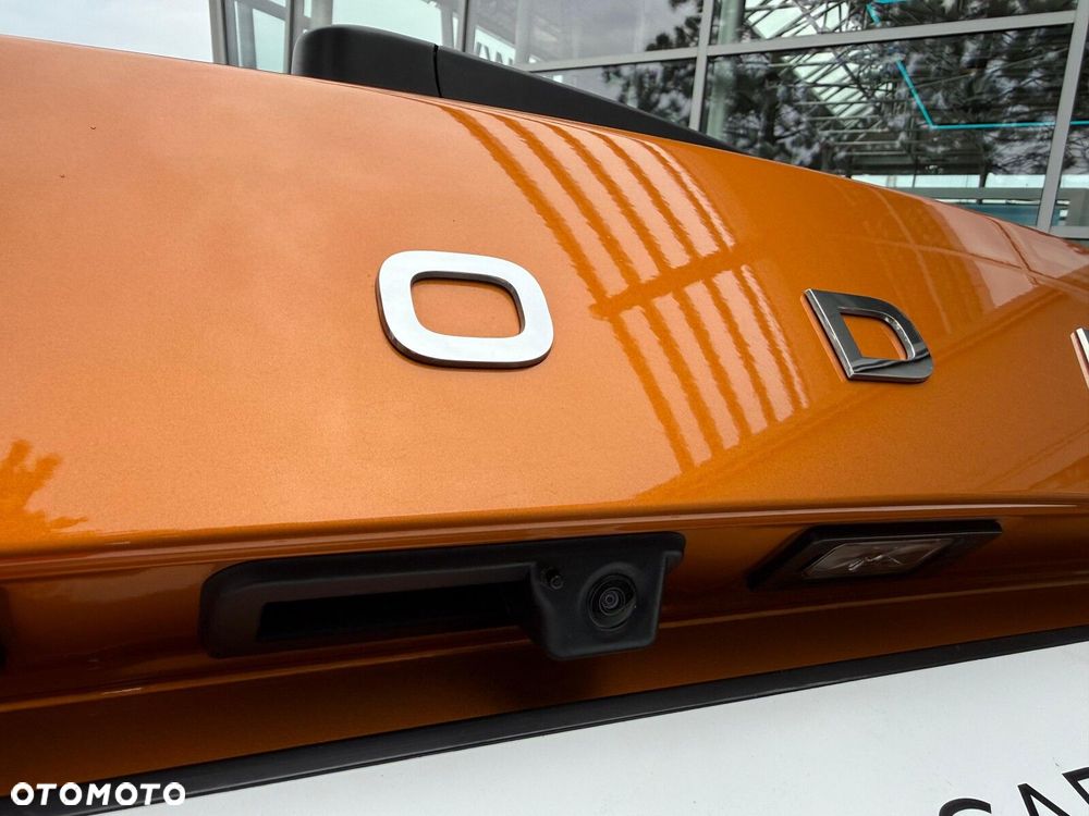 Skoda Kamiq 1.0 TSI Selection DSG - 35