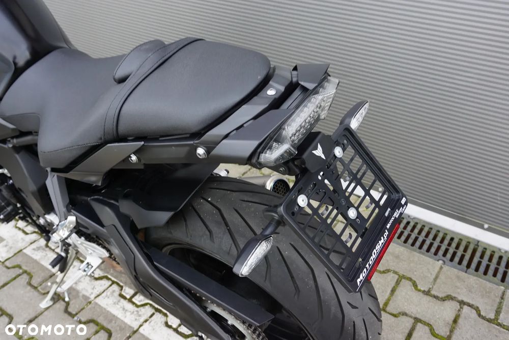 Yamaha MT - 15