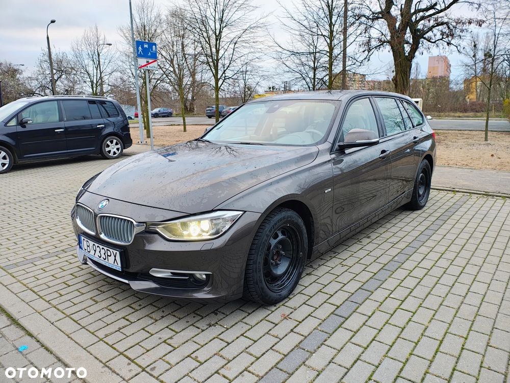 BMW Seria 3 320d Sport-Aut Modern Line - 1