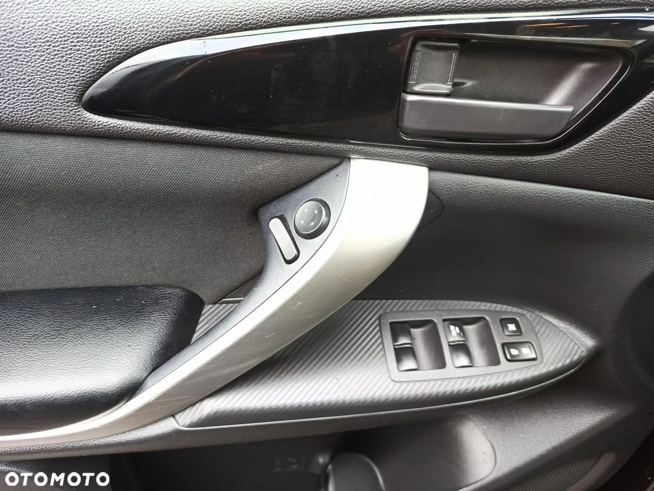 Mitsubishi Eclipse Cross - 23