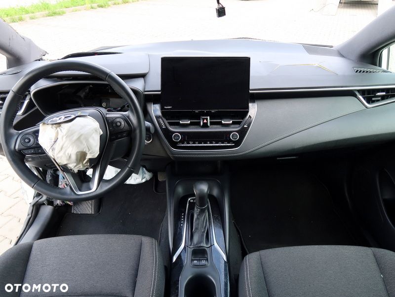 Toyota Corolla 1.8 Hybrid Comfort - 12
