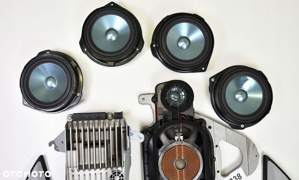 MERCEDES E KLASA W207 NAGŁOŚNIENIE HARMAN KARDON - 7