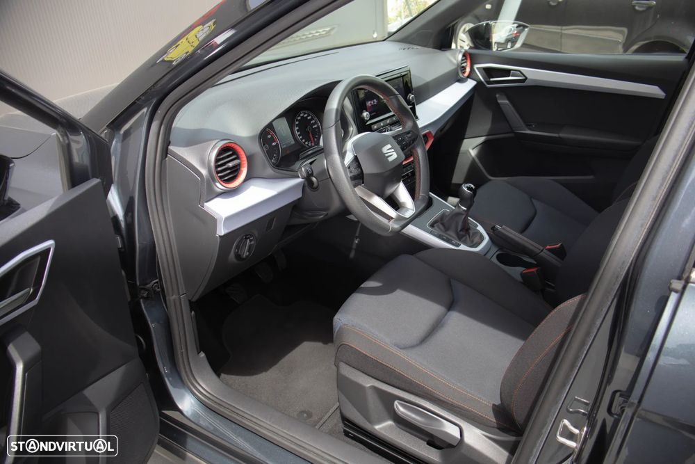 SEAT Arona 1.0 TSI FR - 11