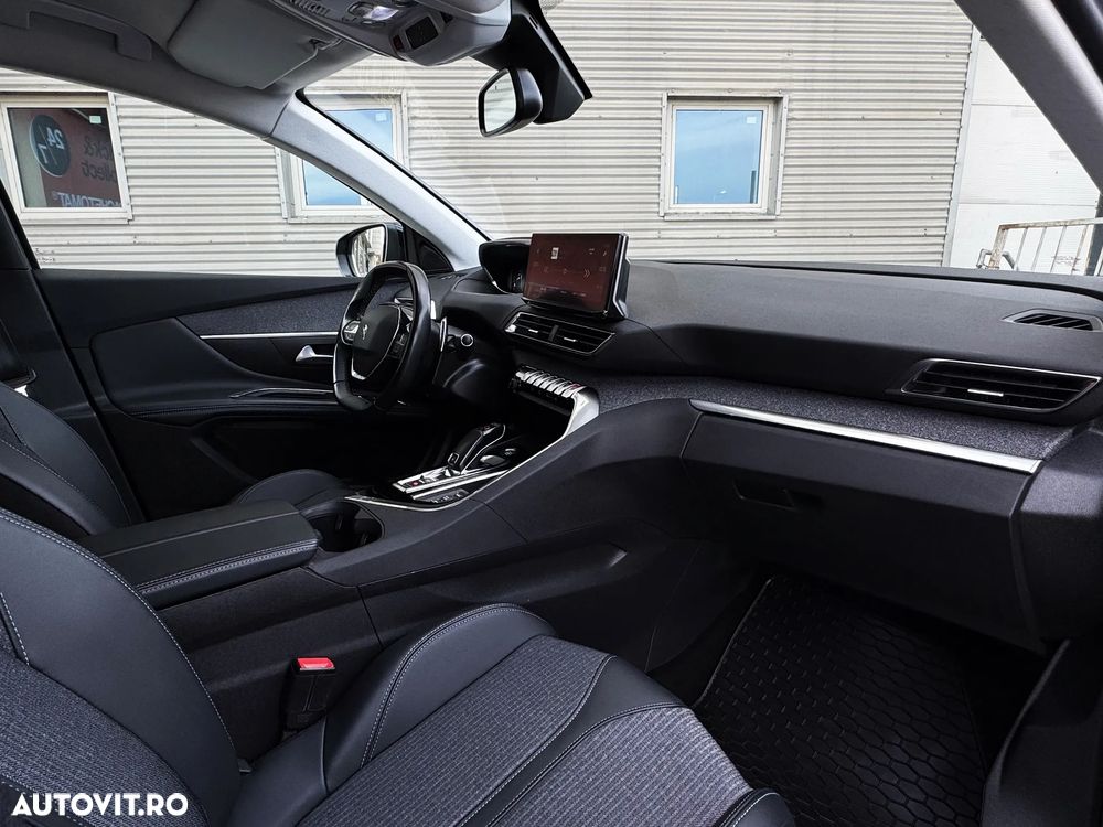 Peugeot 3008 1.2 PureTech S&S EAT8 Allure - 16