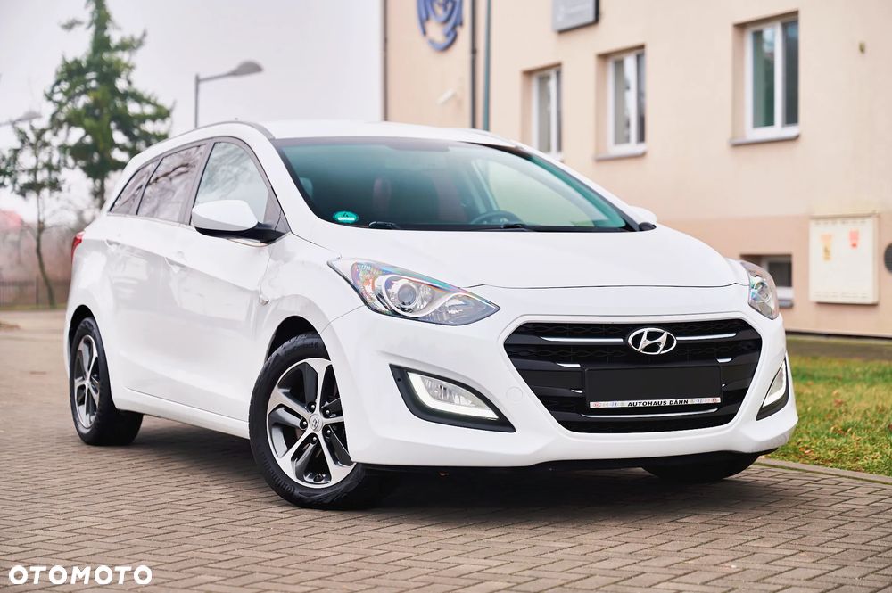 Hyundai i30 1.6 CRDi BlueDrive Comfort - 16