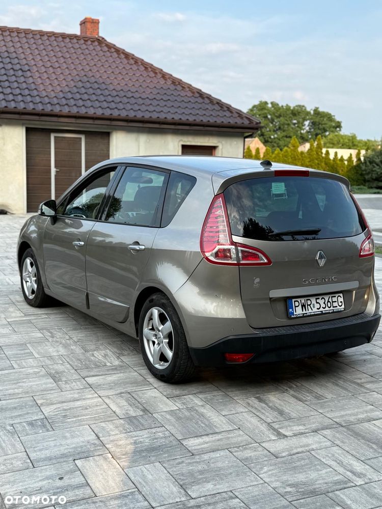 Renault Scenic 2.0 16V Privilege CVT - 5