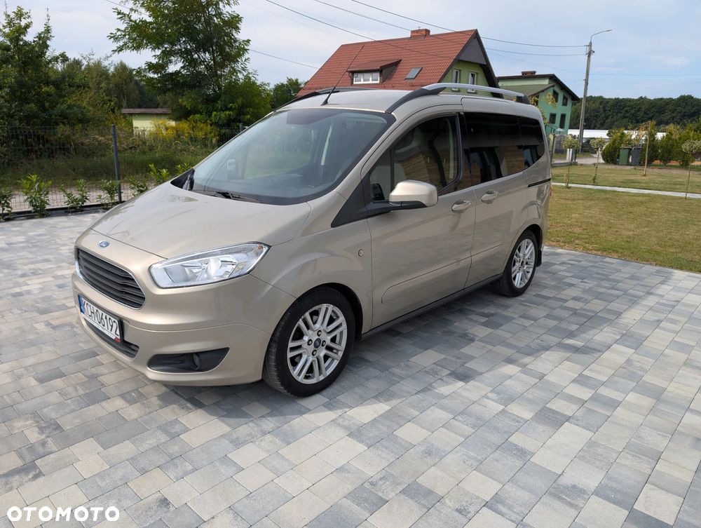 Ford Tourneo Courier 1.5 TDCi Trend - 26