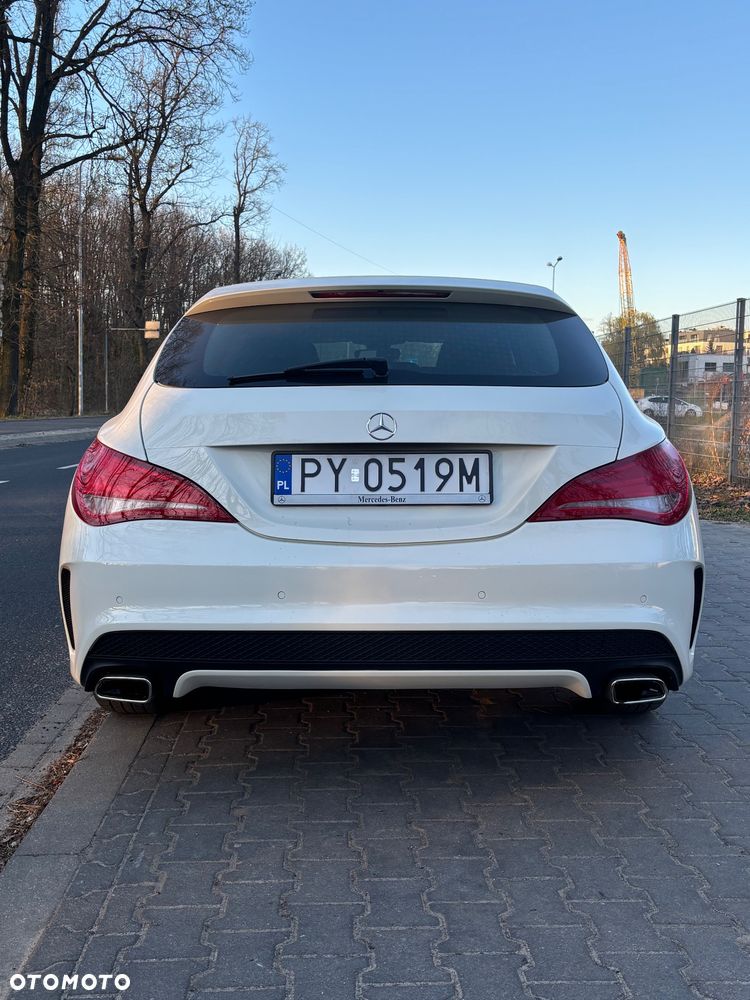 Mercedes-Benz CLA 250 4-Matic AMG Line - 17