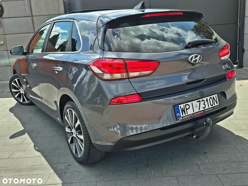 Hyundai i30 1.4 T-GDI Intro Edition - 9