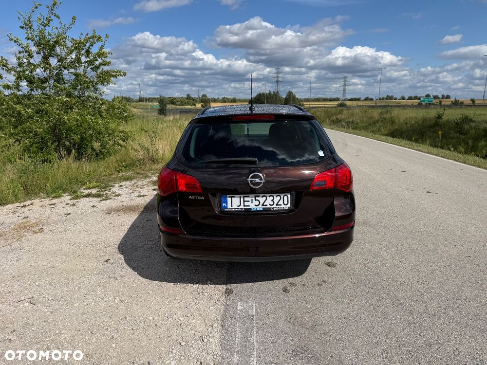 Opel Astra 1.6 Enjoy - 4