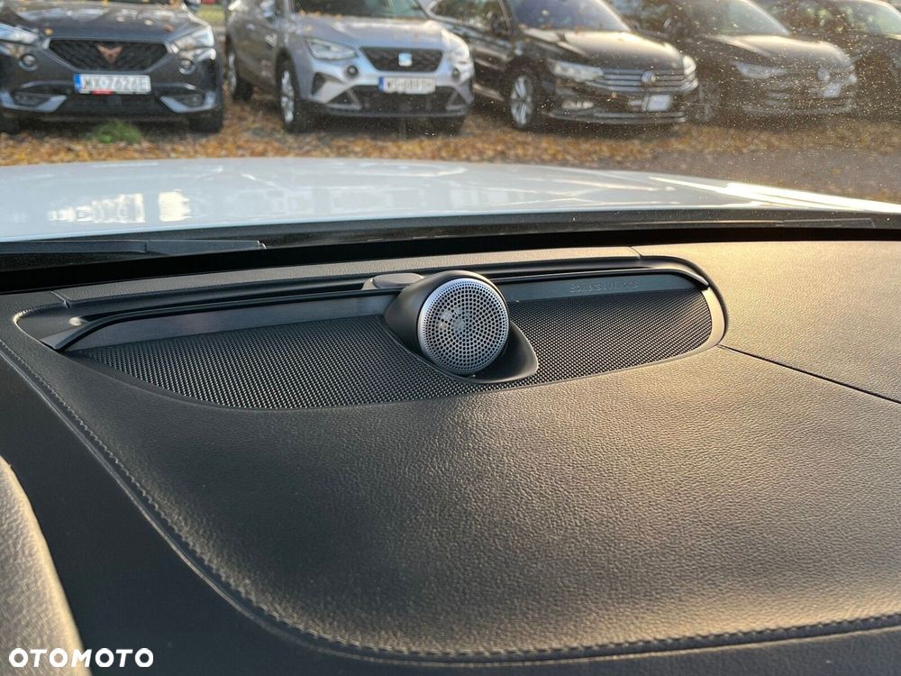 Volvo S90 B5 D AWD Inscription - 34