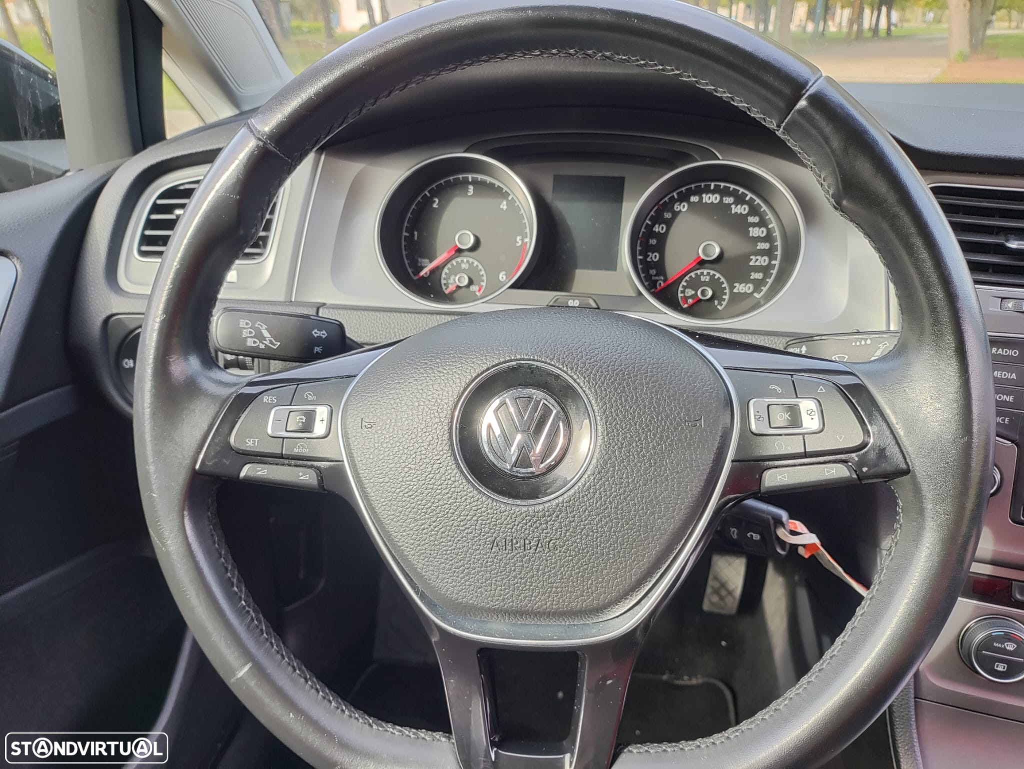 VW Golf Variant 1.6 TDi Trendline - 15