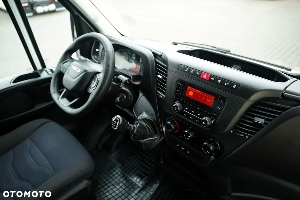 Iveco DAILY 35-140 / KONTENER - 4,3 M / WINDA PALFINGER - 750 KG / SPROWADZONY - 28