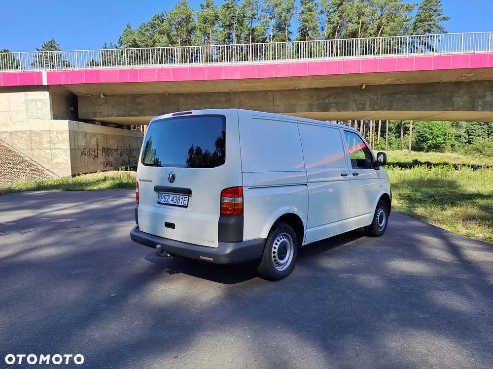 Volkswagen Transporter - 4
