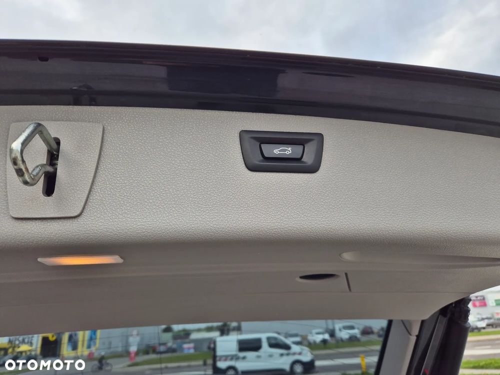BMW Seria 3 - 16