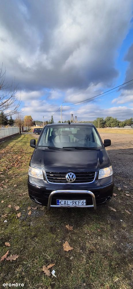 Volkswagen Caravelle - 12