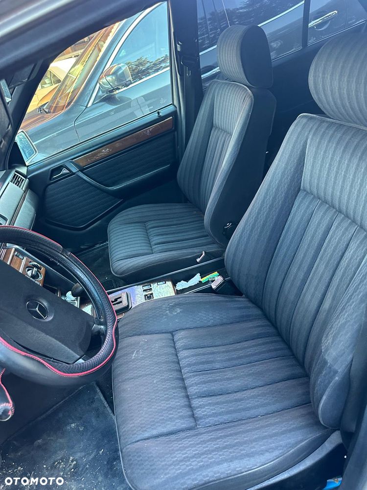 Mercedes-Benz W124 (1984-1993) - 16