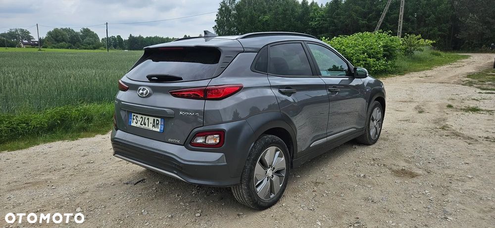 Hyundai Kona - 4