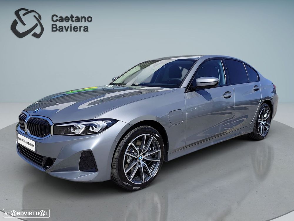 BMW 330 e Auto - 1