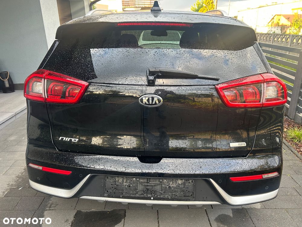 Kia Niro 1.6 GDI Hybrid M - 5