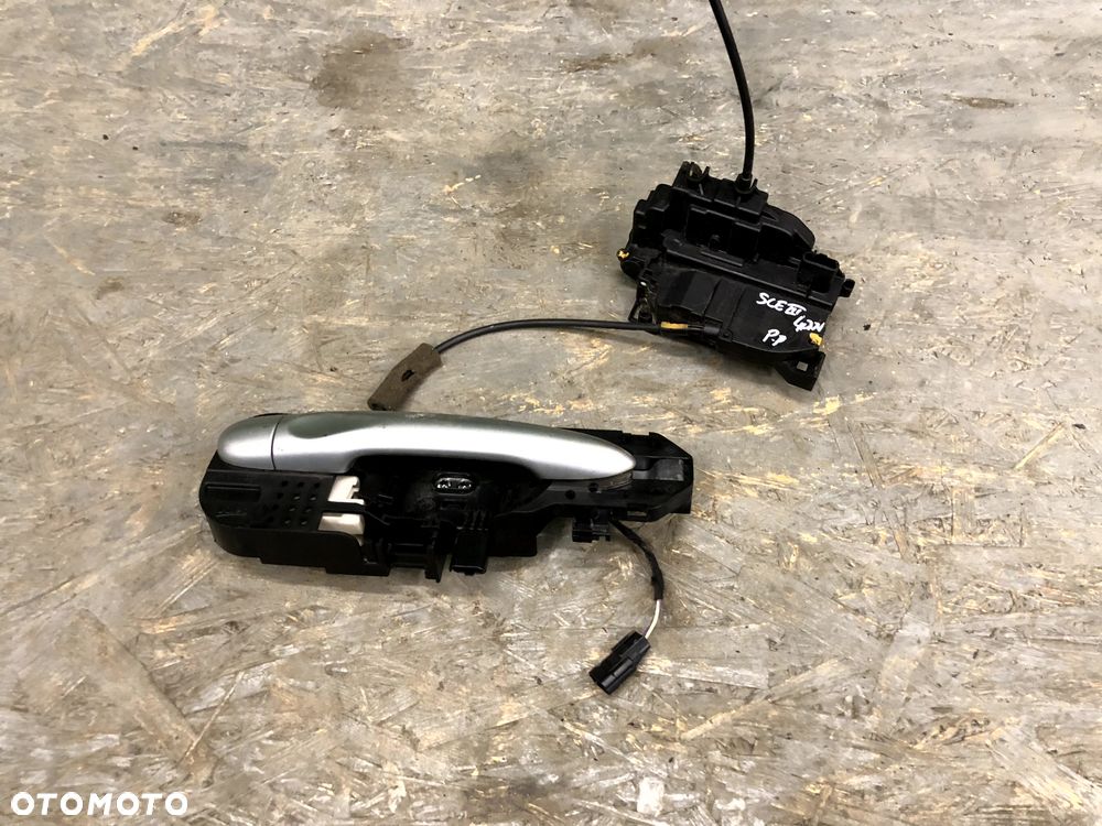 RENAULT SCENIC III ZAMEK KLAMKA DRZWI PRAWY PRZÓD PRZEDNI 4 PIN EUROPA