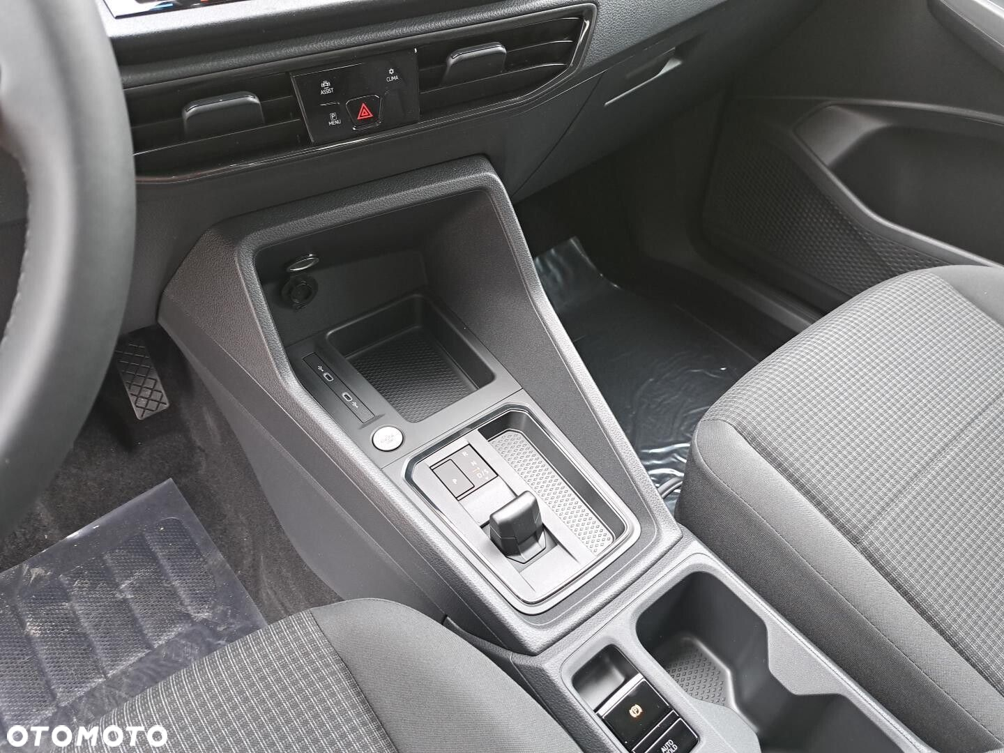 Volkswagen Caddy - 23