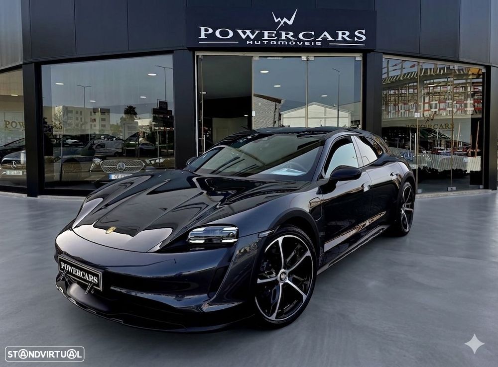 Porsche Taycan Cross Turismo 4 - 2