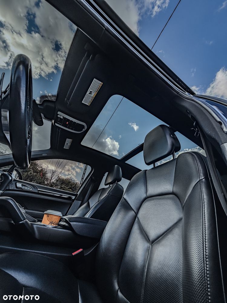 Porsche Cayenne Platinum Edition - 7