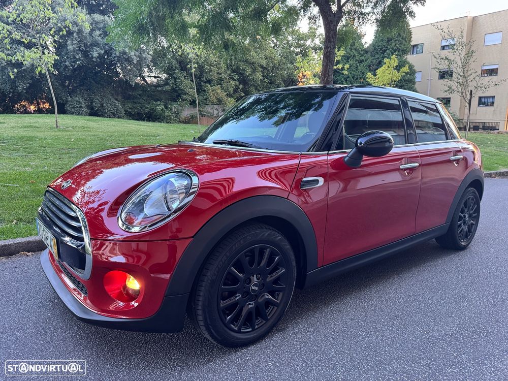 MINI 5 Portas Cooper D Auto - 1