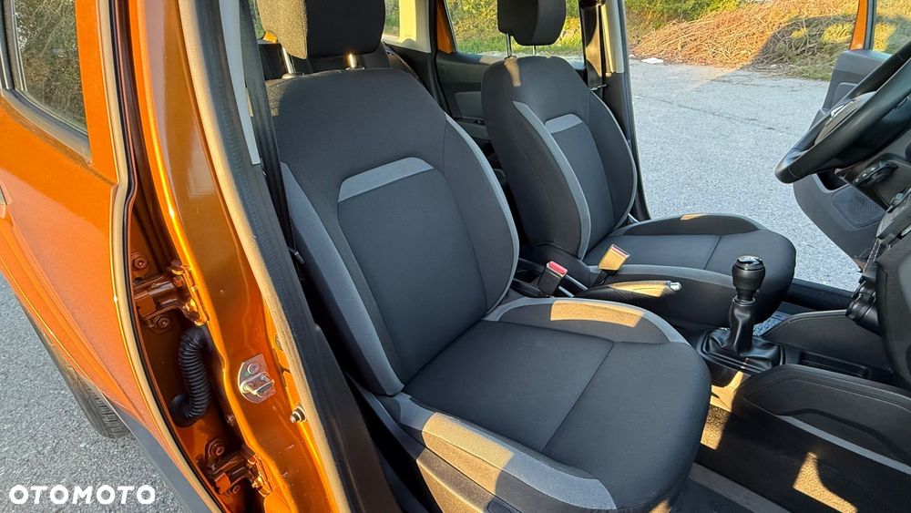 Dacia Duster 1.6 SCe Open S&S - 15