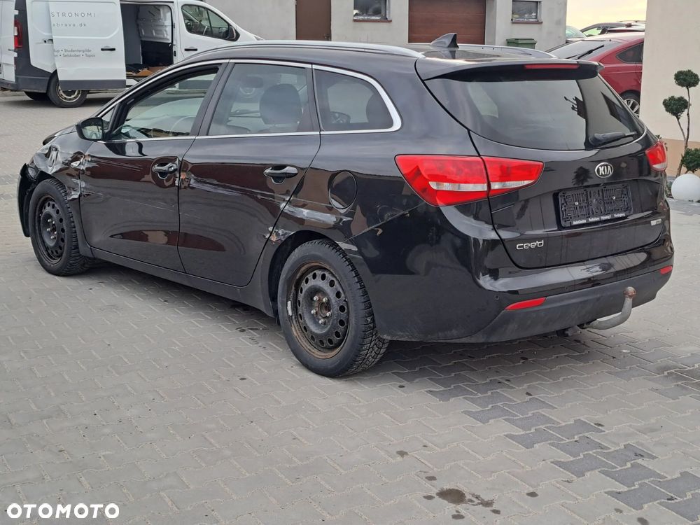 Kia Ceed 1.6 CRDi Vision - 10