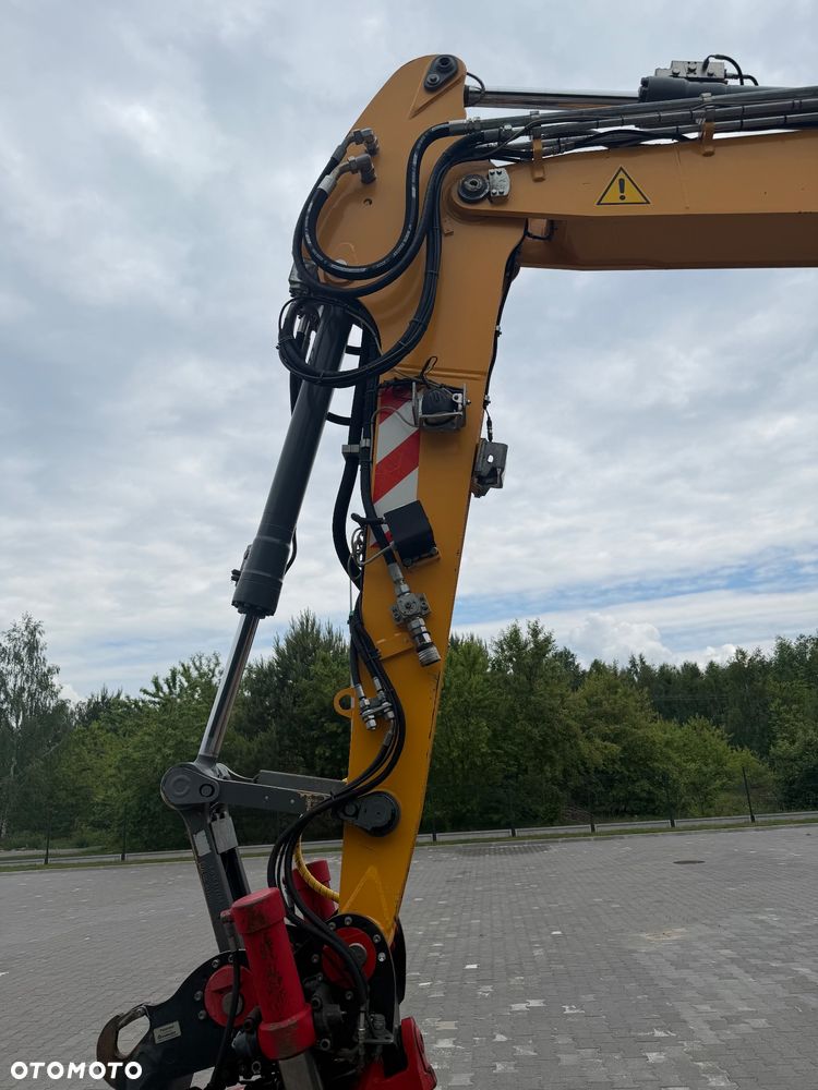 Liebherr A914 compact |rototilt |lapy-plug| - 17