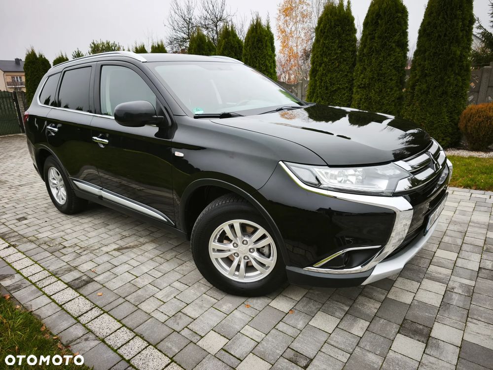 Mitsubishi Outlander 2.0 2WD Plus - 35