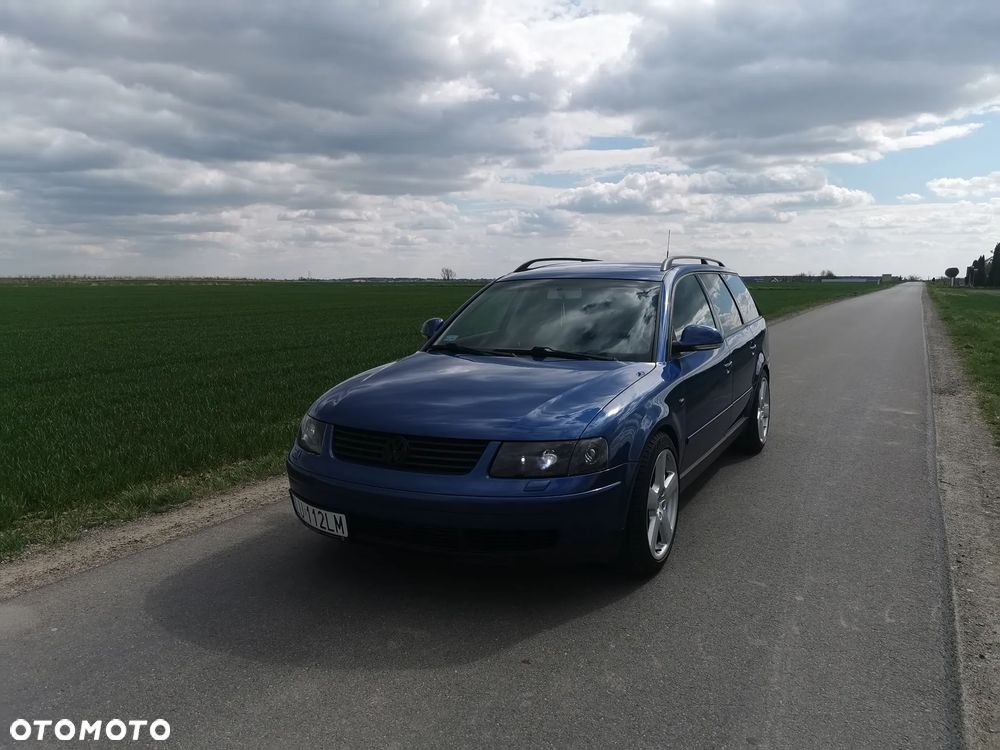 Volkswagen Passat 1.9 TDI Comfortline - 11