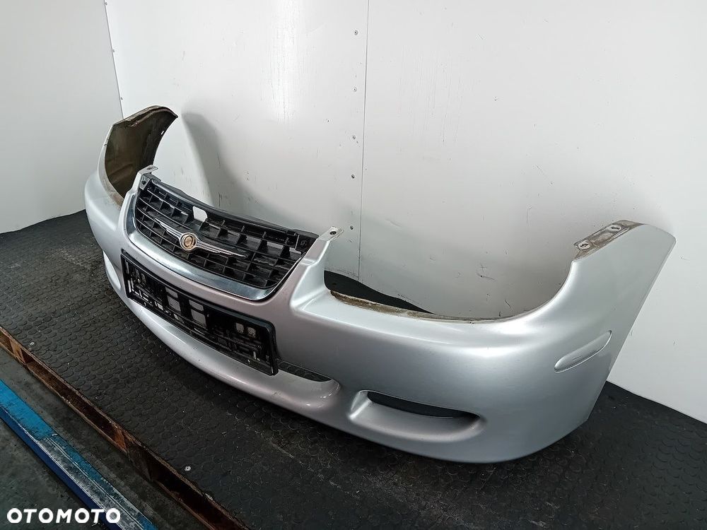 ZDERZAK PRZÓD CHRYSLER NEON - 11