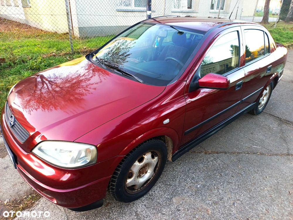Opel Astra 1.4 Club - 1