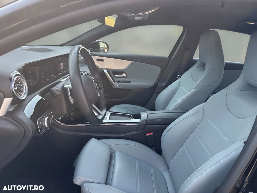 Mercedes-Benz A 250 e 8G-DCT AMG Line - 15