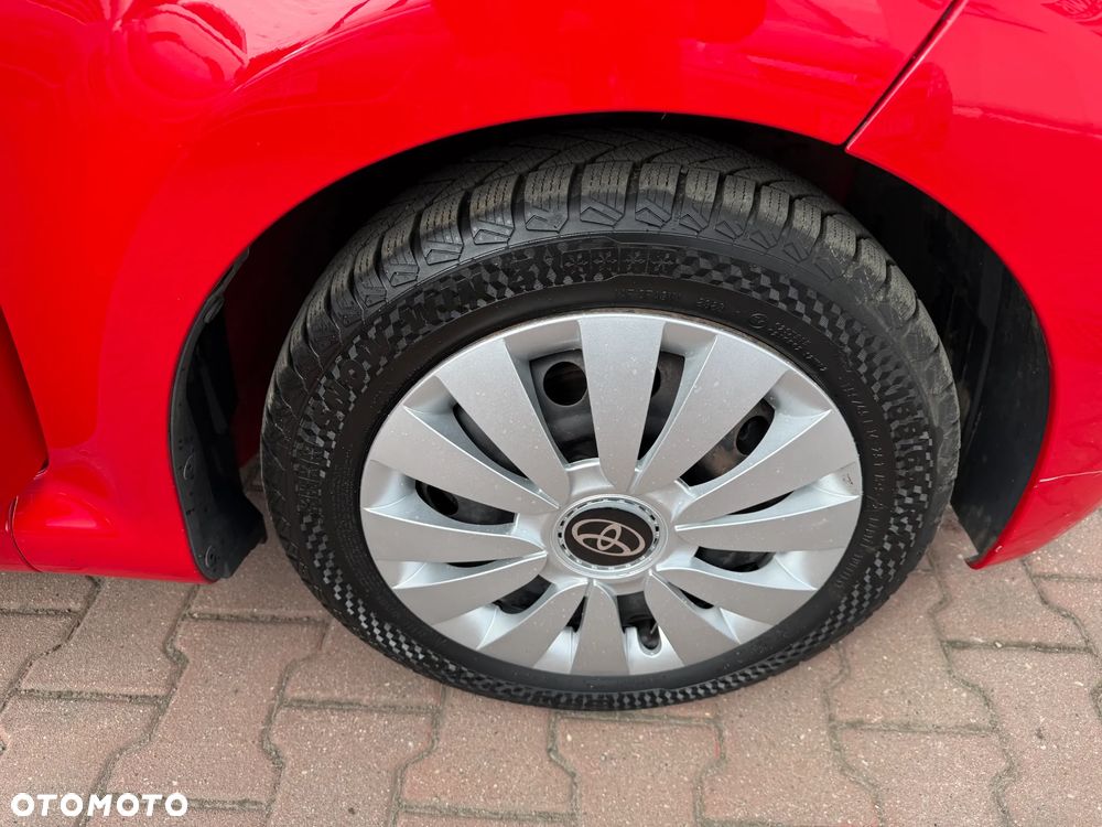 Toyota Aygo CoolRed - 26