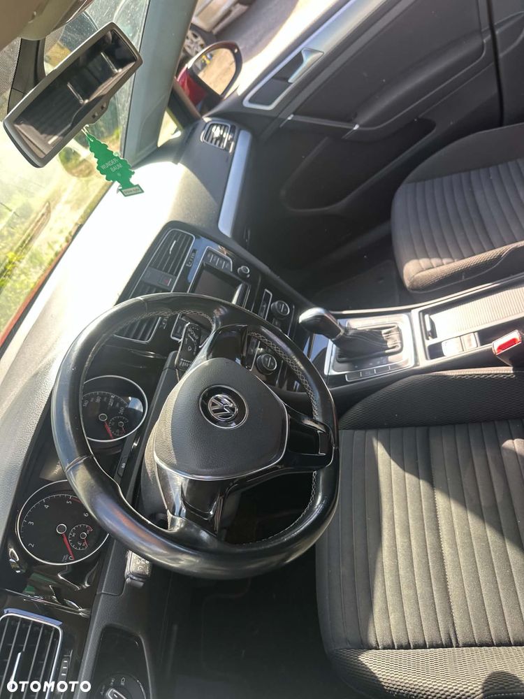 Volkswagen Golf - 5