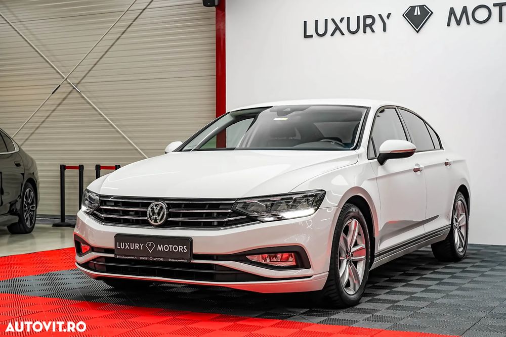 Volkswagen Passat 2.0 TDI SCR DSG Conceptline - 9