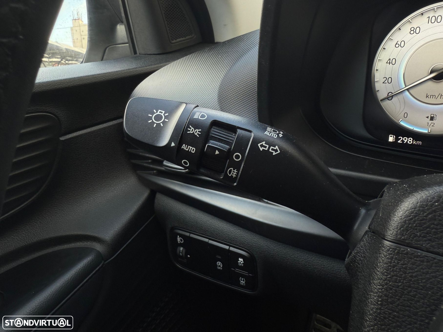 Hyundai Bayon 1.0 T-GDI Premium - 11