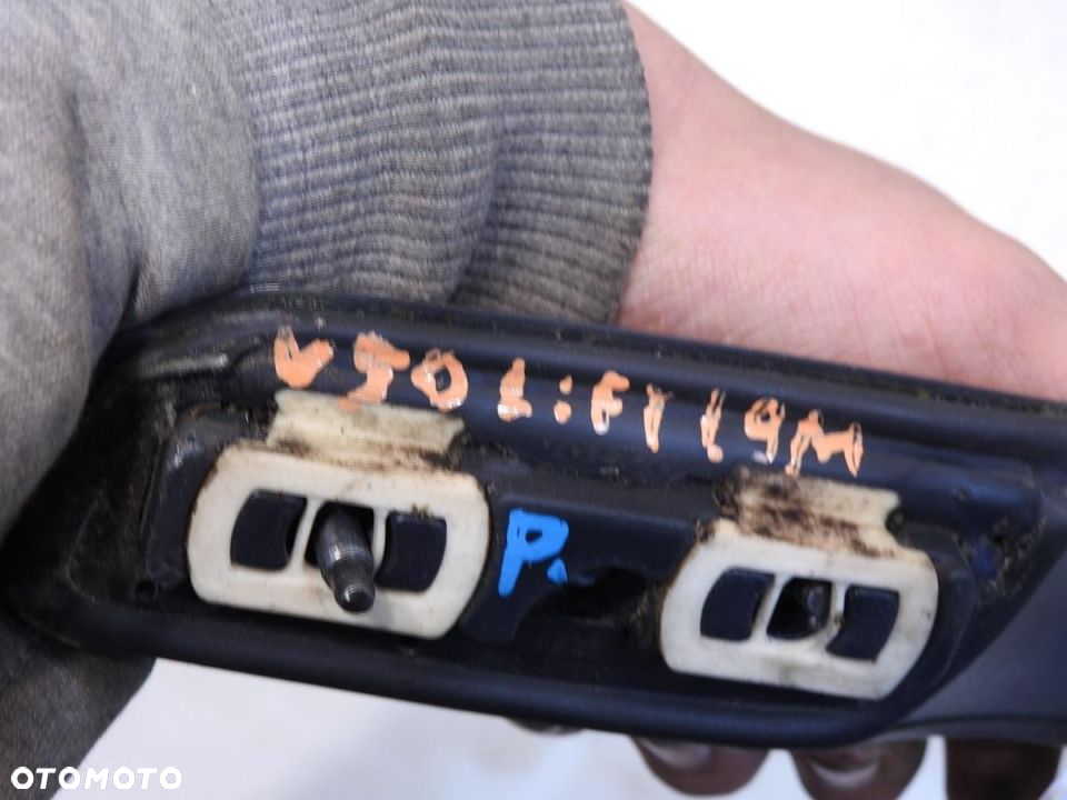 RELING DACHOWY PRAWY VOLVO V50 LIFT - 9