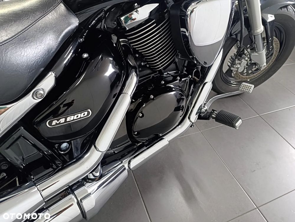 Suzuki Intruder - 15