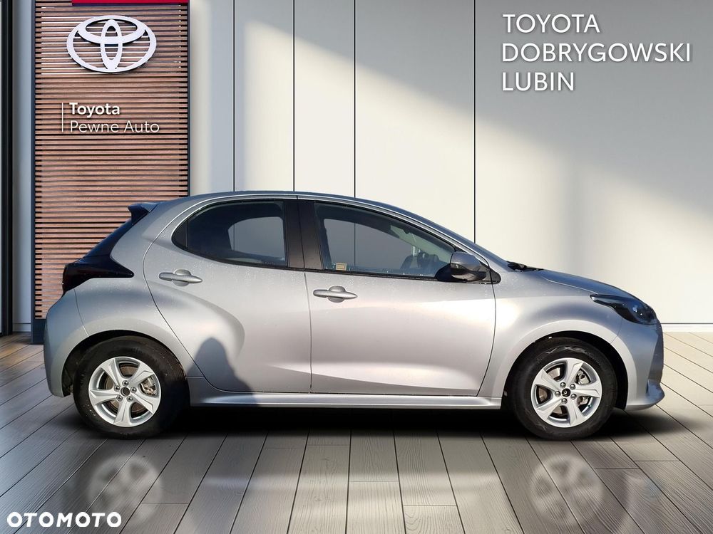 Toyota Yaris - 6