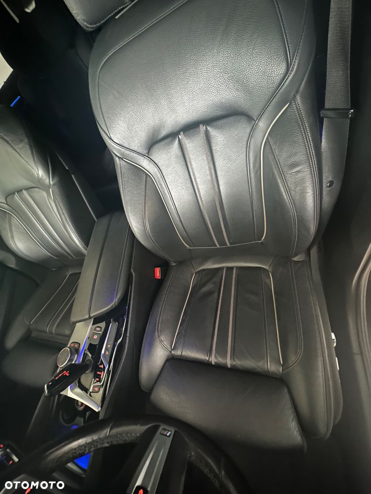 BMW Seria 5 530d xDrive - 17
